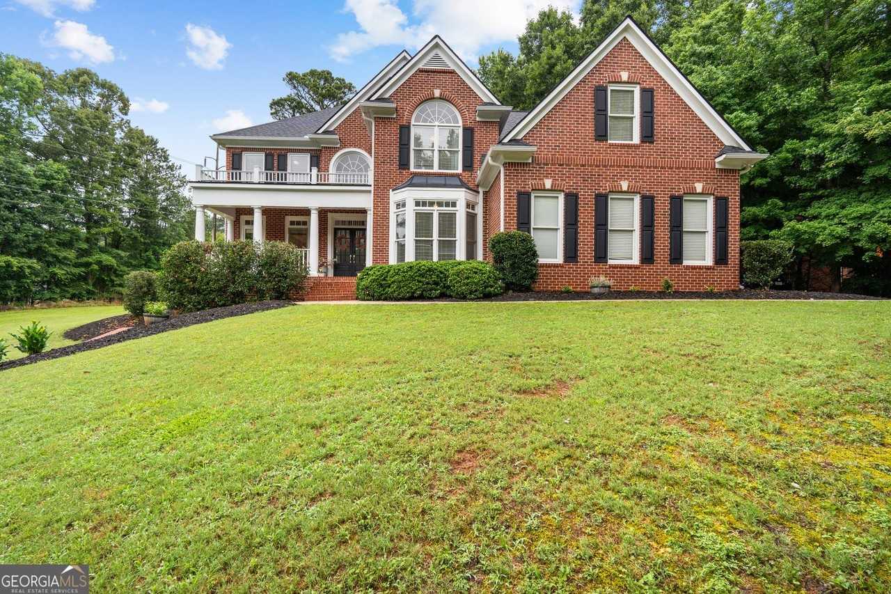 340 Broadmoor Dr - Photo 2 of 29