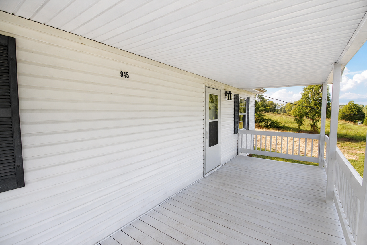 945 Westgate Rd - Photo 3 of 22