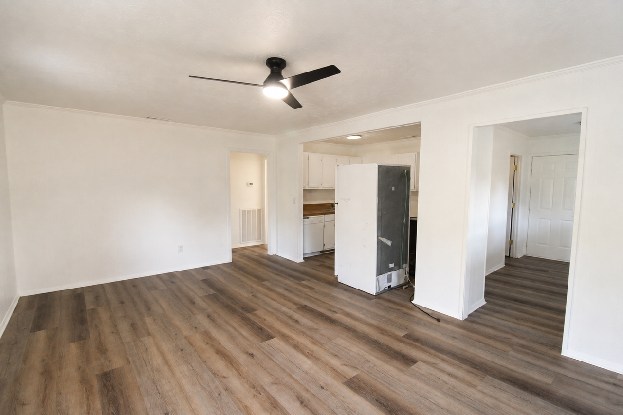 945 Westgate Rd - Photo 5 of 22