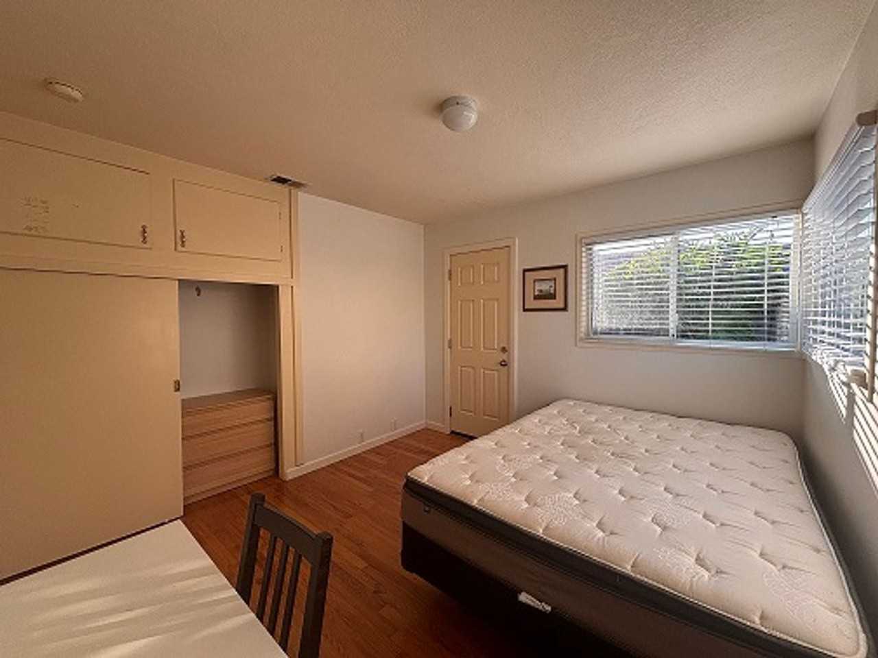 2-2525 2-2525 E Cliff - Photo 5 of 12