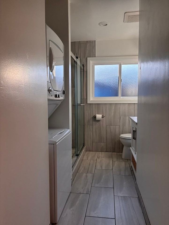 2-2525 2-2525 E Cliff - Photo 7 of 11