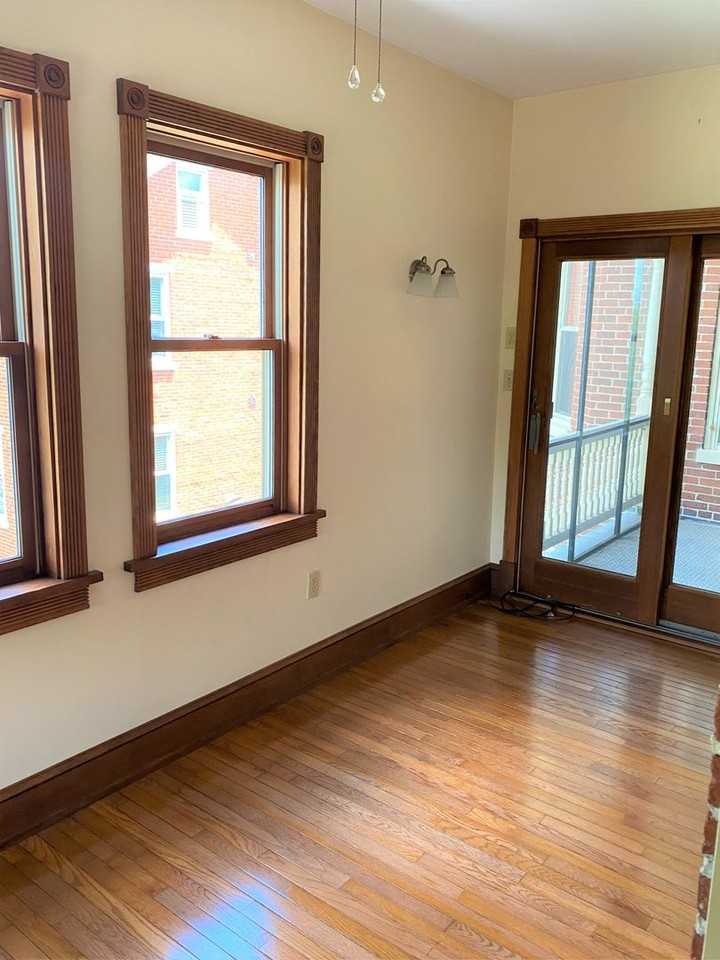 2115 Marietta Ave - Photo 2 of 21