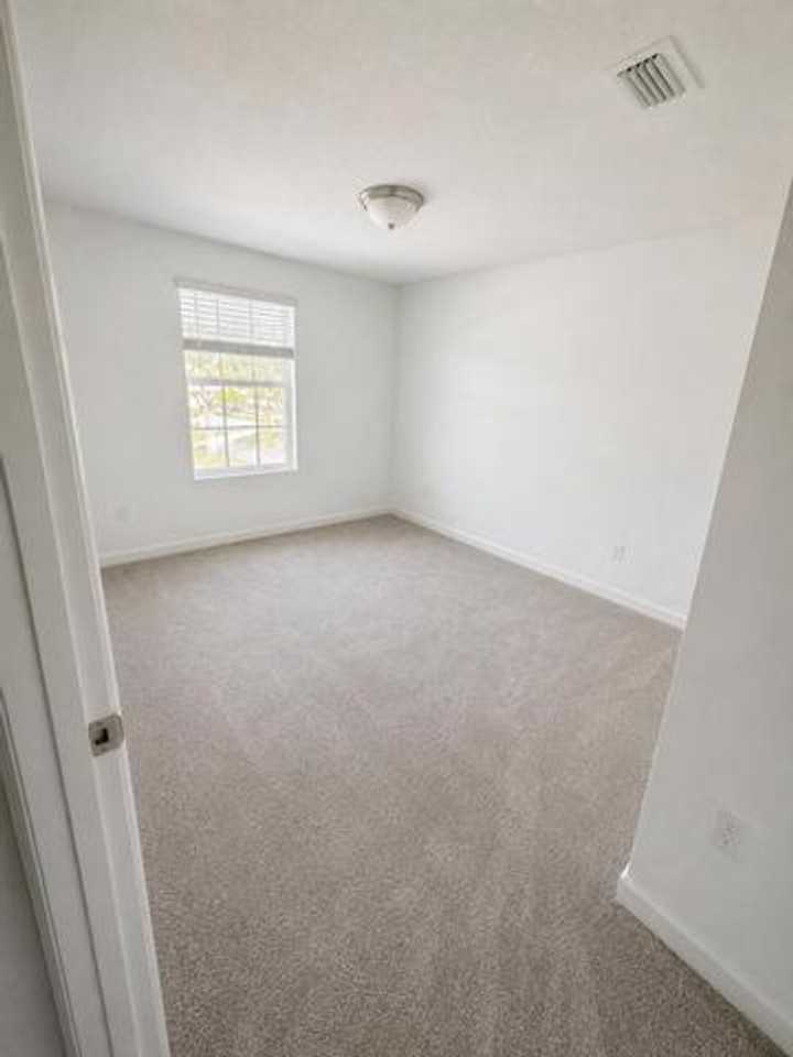 4345 Pond Lily Ln - Photo 6 of 12
