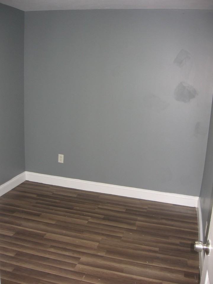 1027 W Ontario St - Photo 4 of 10