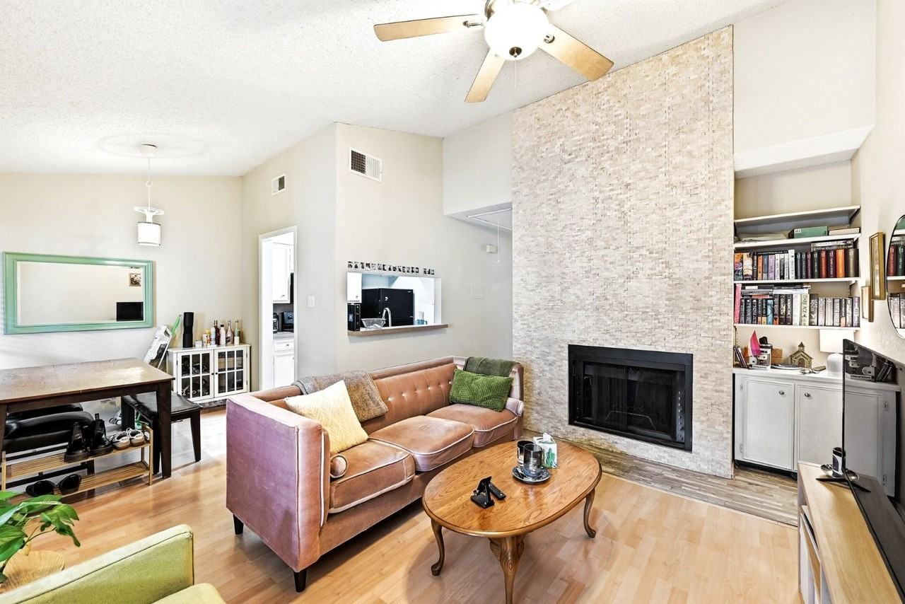 2706 Salado St - Photo 5 of 23