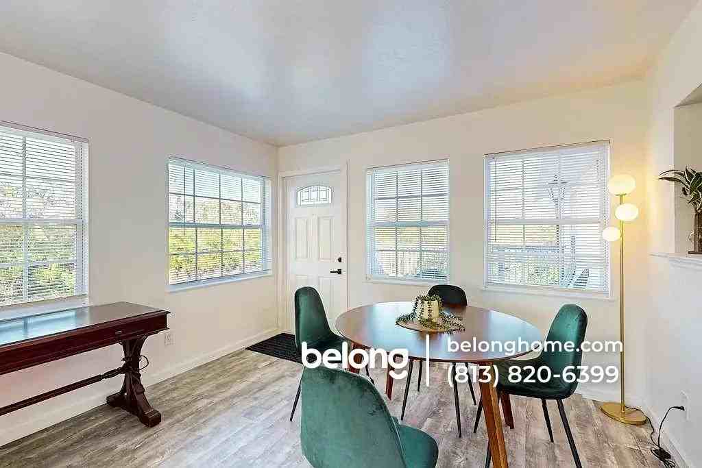 3701 Ash St - Photo 4 of 13
