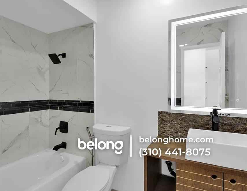 10045 Topanga Canyon Blvd #16 - Photo 4 of 21