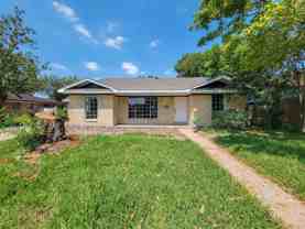3919 Hickok Ln - Photo 1 of 1