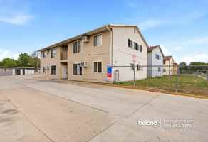 featured image of 231 S Montgomery St #1