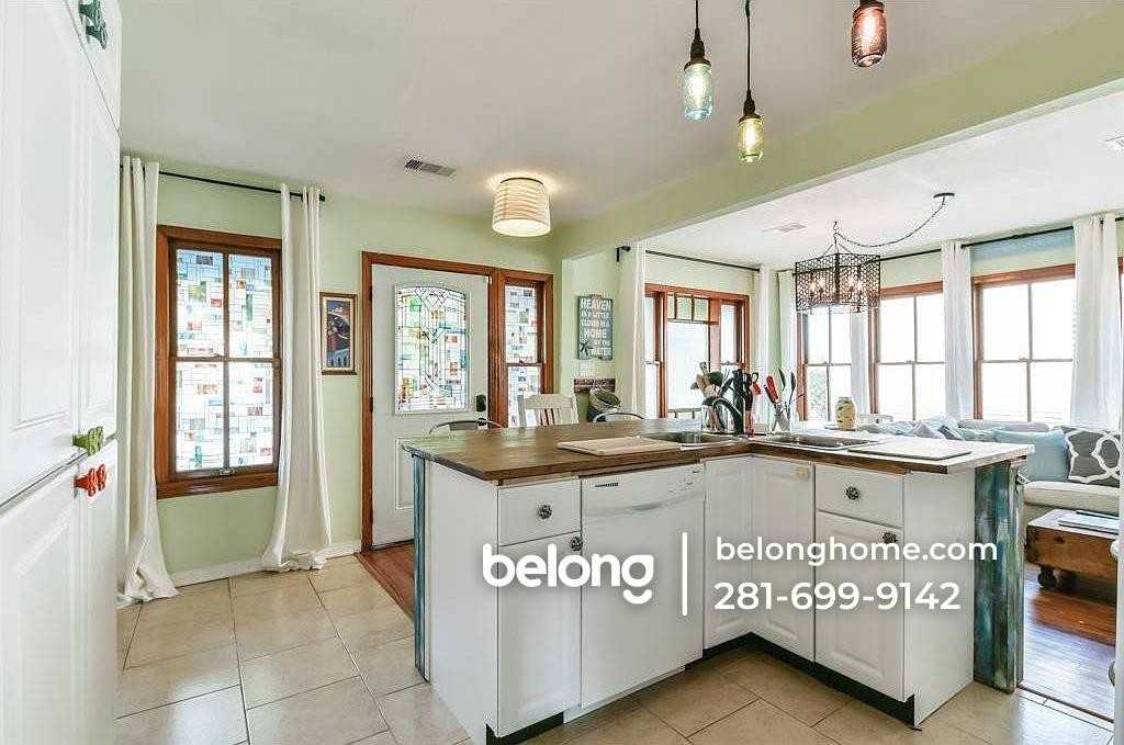 2907 Avenue M 1/2 - Photo 7 of 24