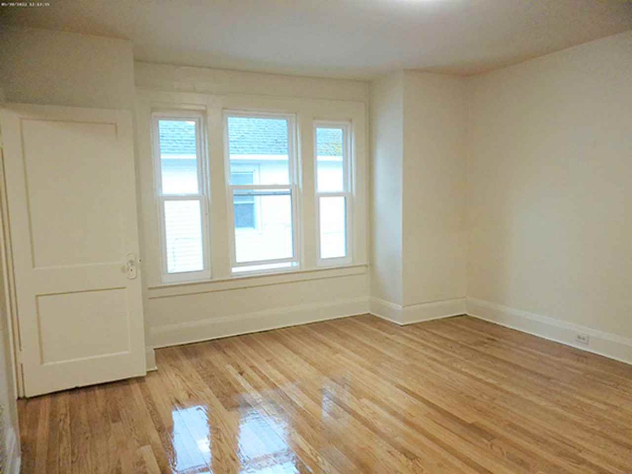 147 Fellows Ave - Photo 6 of 19