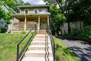 featured image of 417 Cherry St