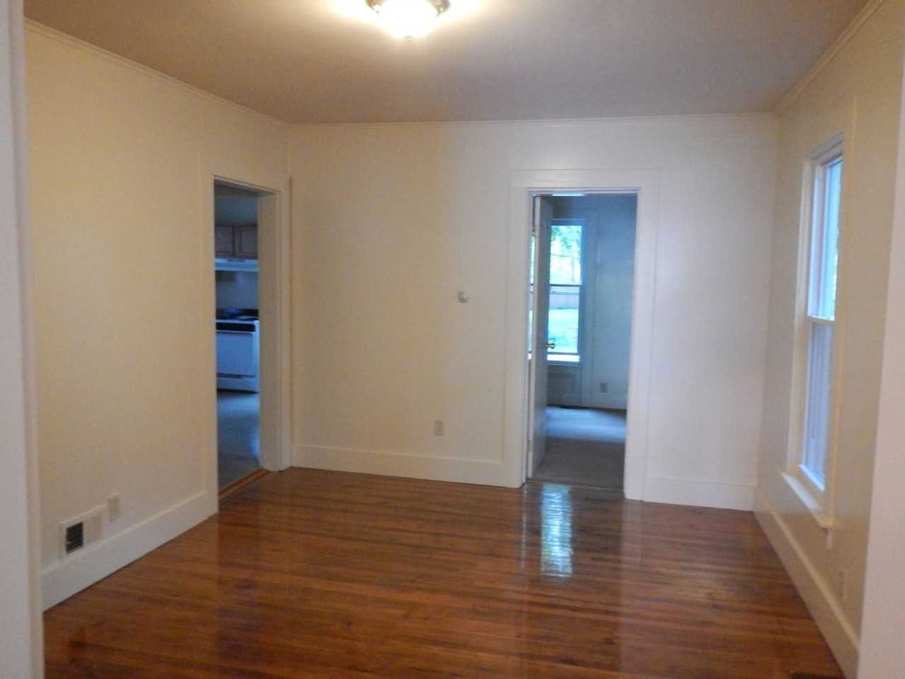 417 Cherry St - Photo 3 of 13