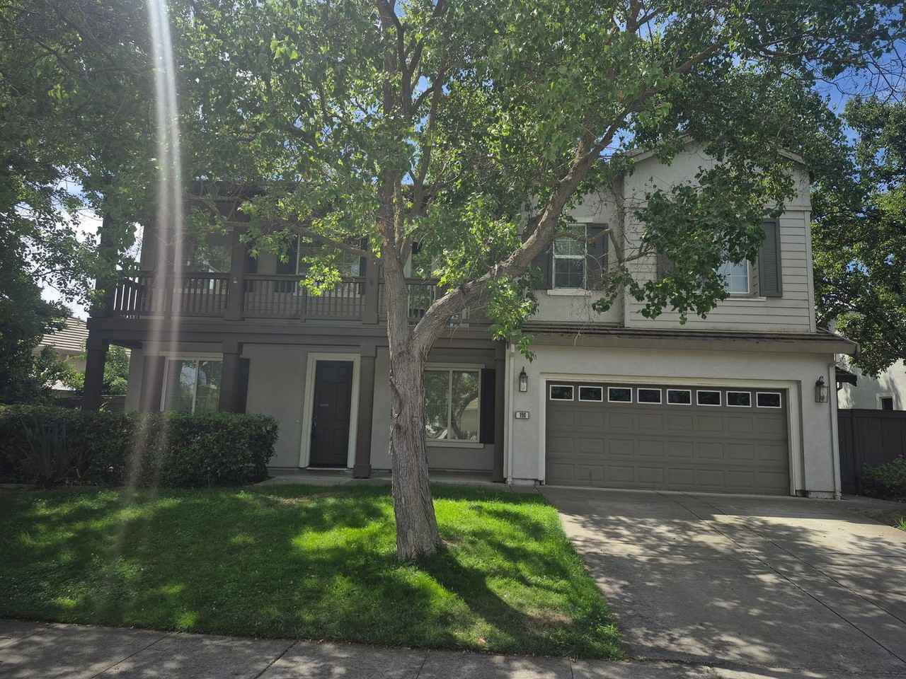 190 Rockmont Cir - Photo 2 of 28