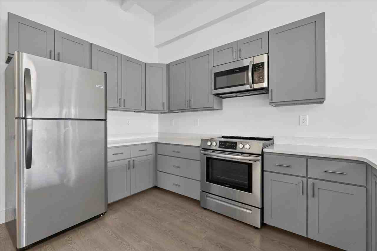 4500 S Kingshighway Blvd - Photo 7 of 22
