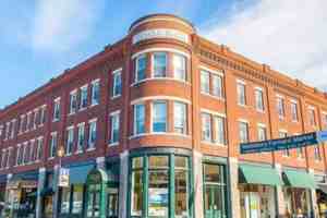 featured image of 10 Merchants Row