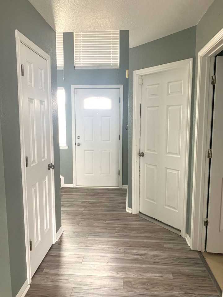 503 Deloris Dr - Photo 3 of 22