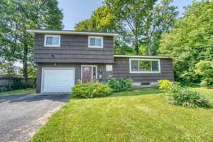 featured image of 204 Jerome St