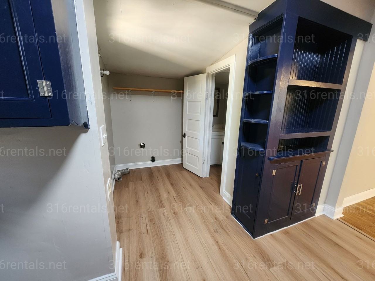 3434 E 9th St N - Photo 5 of 19