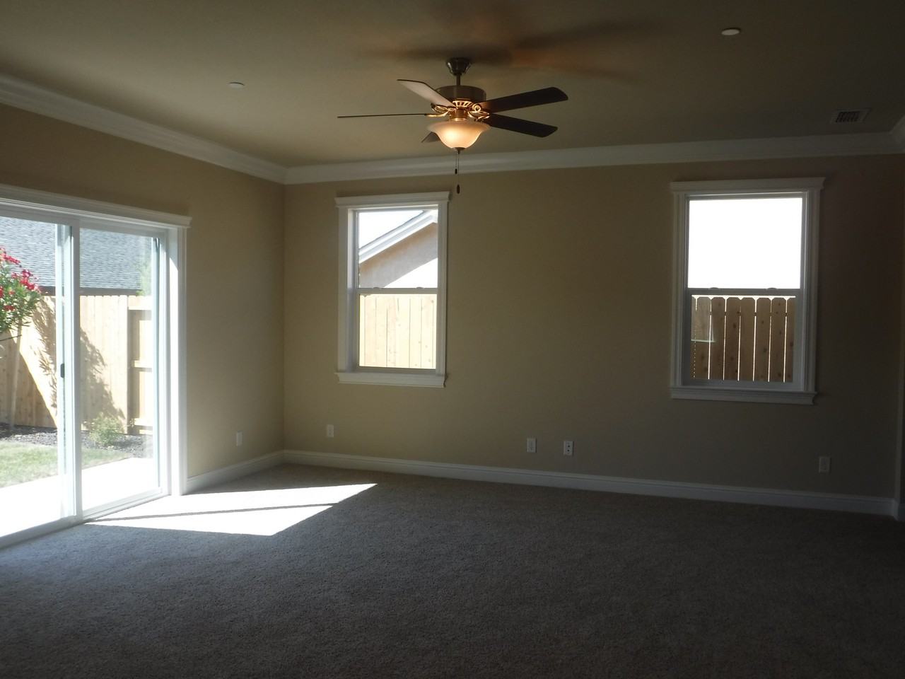216 Mill Valley Pkwy - Photo 3 of 12