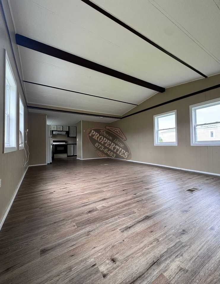 1604 Hill Rd - Photo 2 of 7