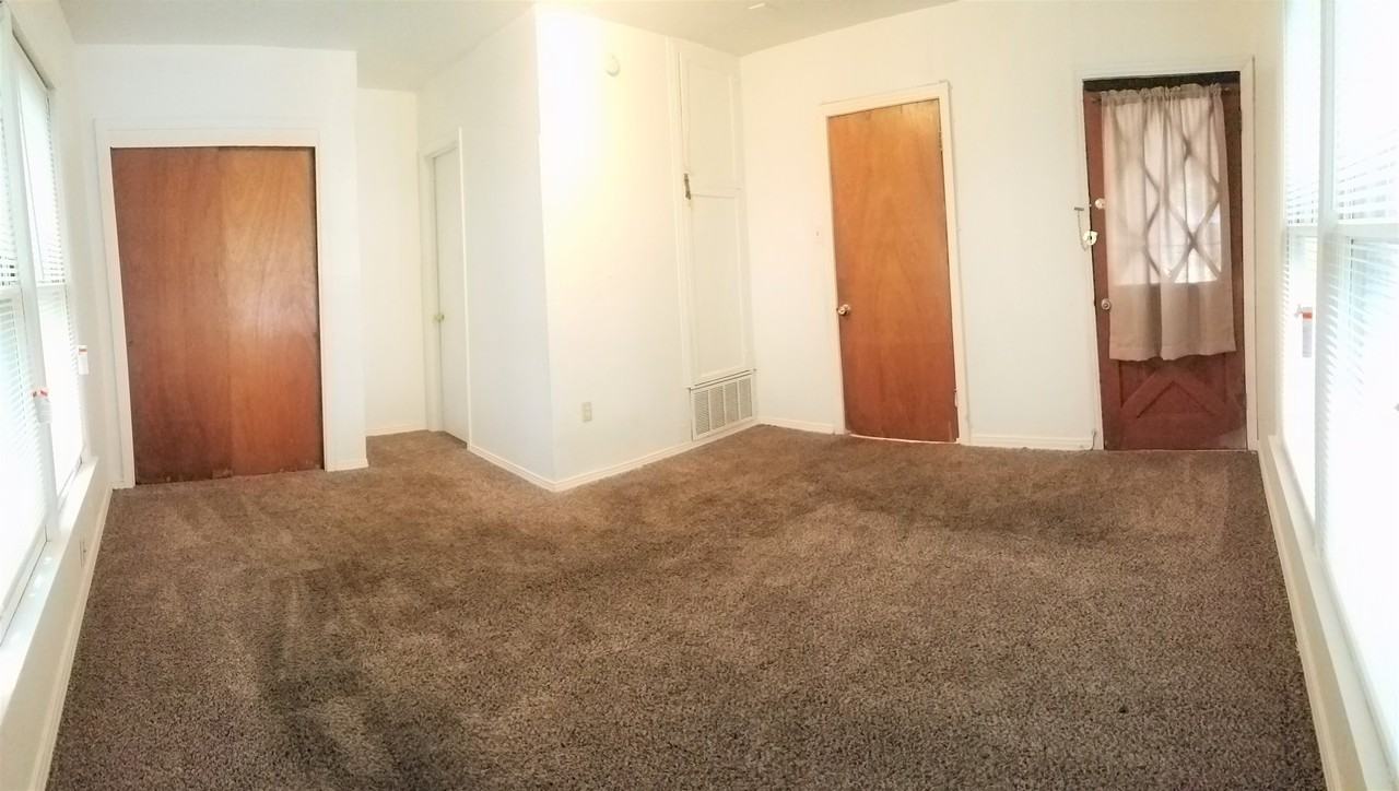 4800 Parrish Rd - Photo 6 of 13