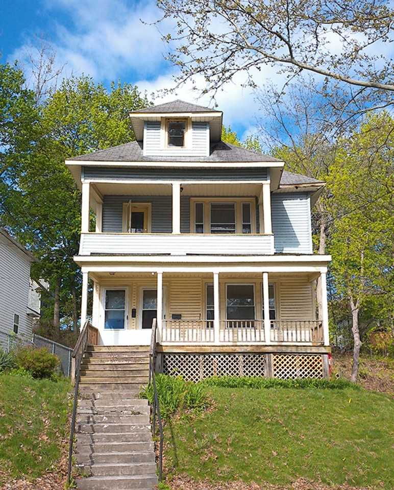 446 Columbus Ave - Photo 4 of 21
