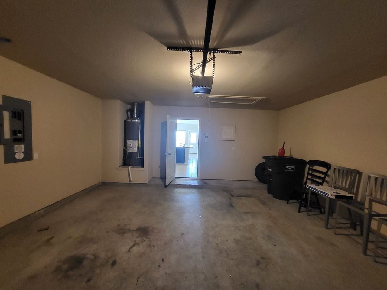 7017 Mohegan Dr - Photo 6 of 35
