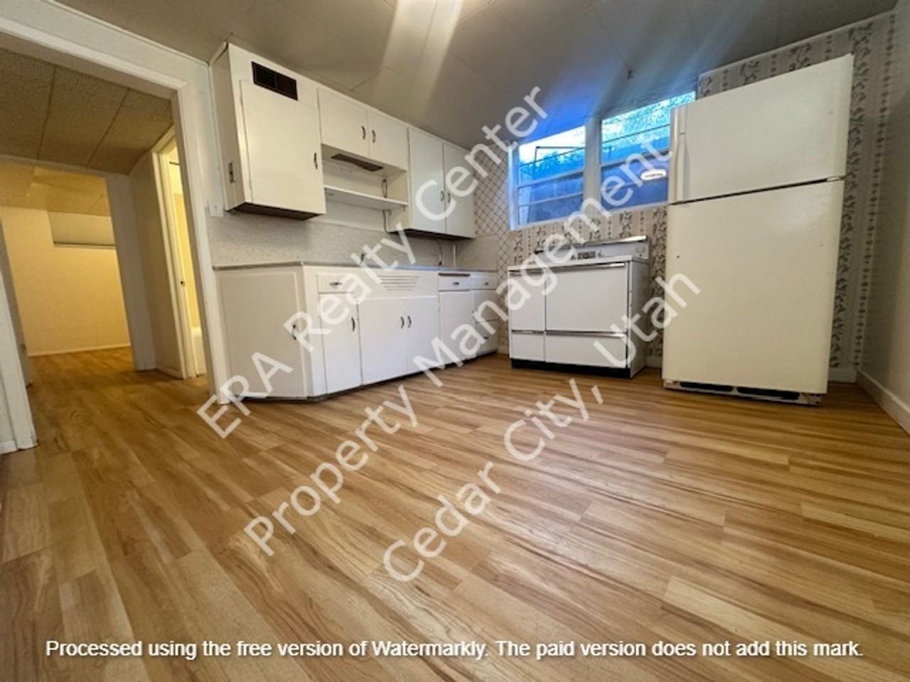 529 S 450 W - Photo 7 of 19