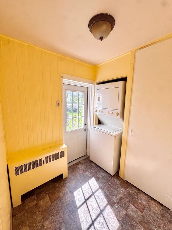 1847 E Emmaus Ave - Photo 7 of 11