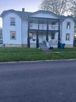 featured image of 717 E 35th St