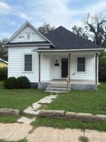 featured image of 1519 Nelson St