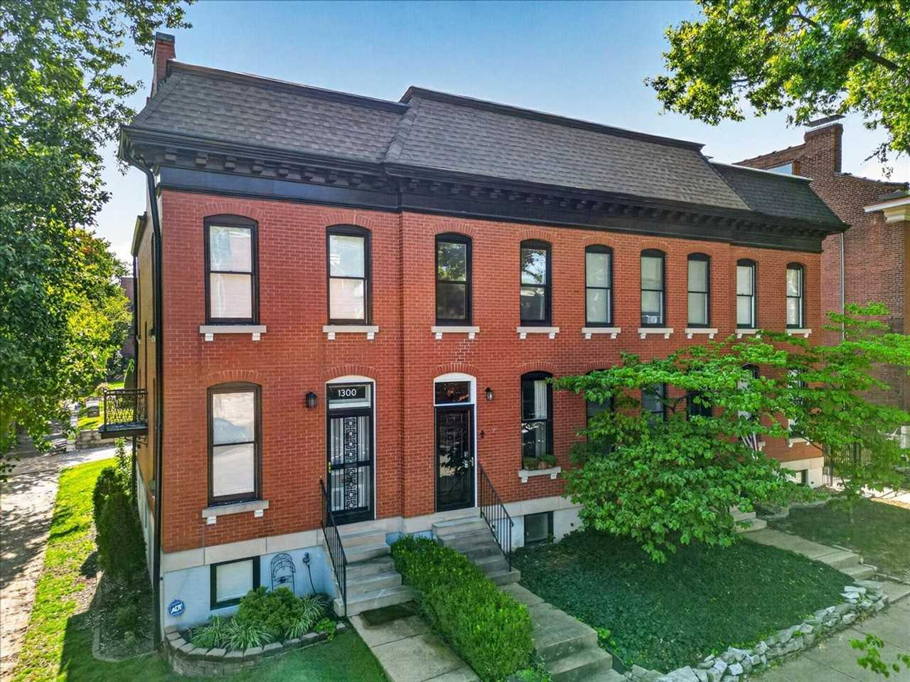 1302 Mississippi Ave - Photo 3 of 33