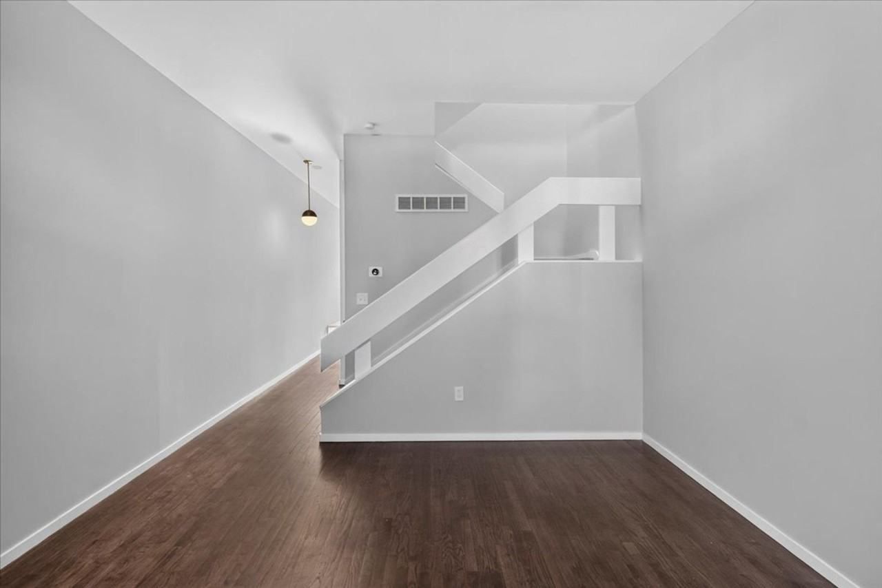 1302 Mississippi Ave - Photo 4 of 33