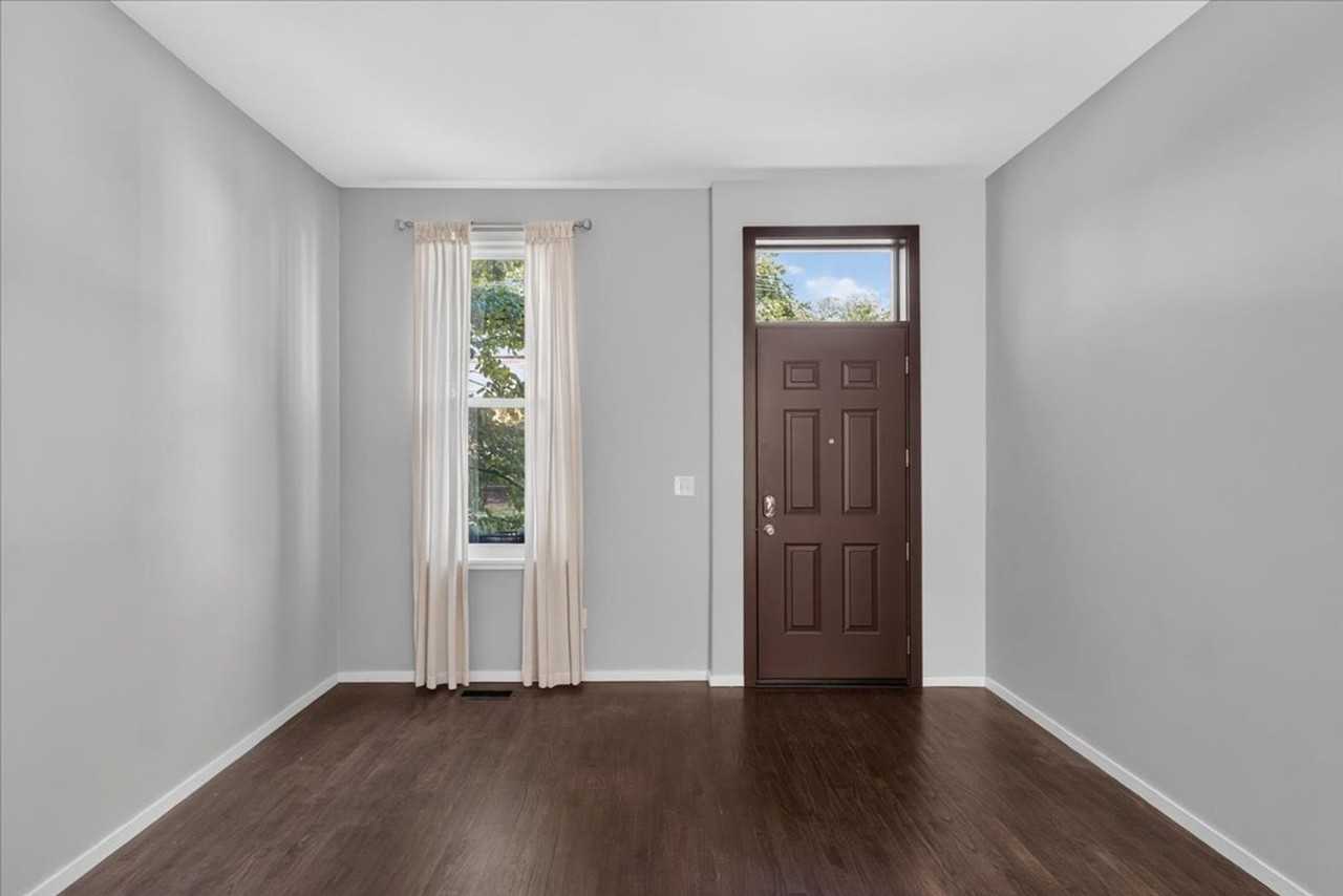 1302 Mississippi Ave - Photo 7 of 33