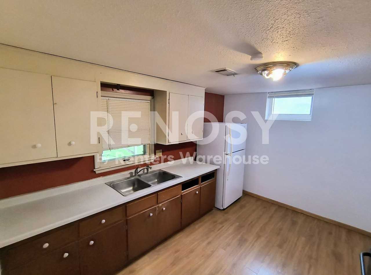 14132 68th Pl N - Photo 4 of 17