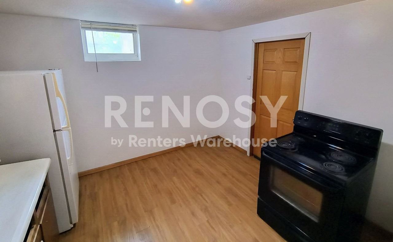 14132 68th Pl N - Photo 5 of 17