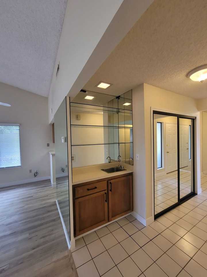 5762 Cutter Loop - Photo 3 of 19