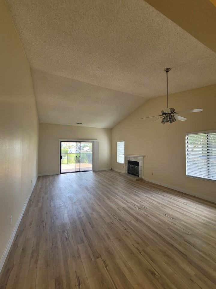 5762 Cutter Loop - Photo 4 of 19