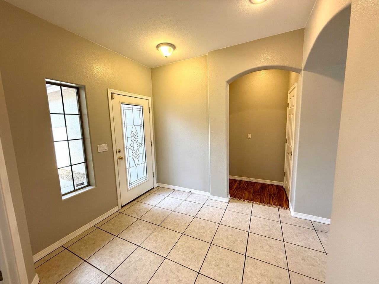 2116 Roy Rogers Way - Photo 7 of 50