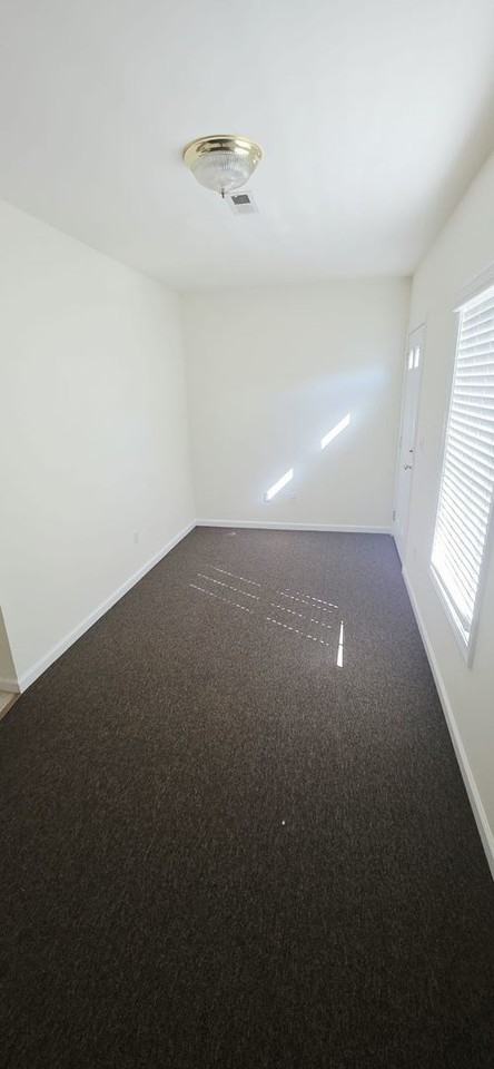 60 Yaremich Dr - Photo 3 of 15