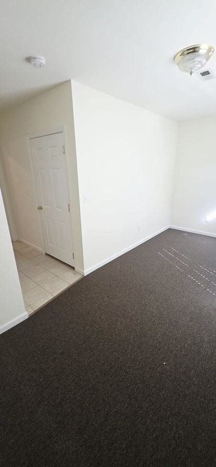 60 Yaremich Dr - Photo 4 of 15