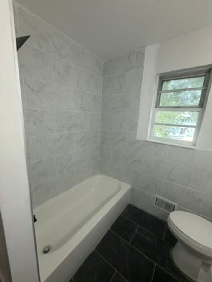 801 Cedar St - Photo 6 of 11