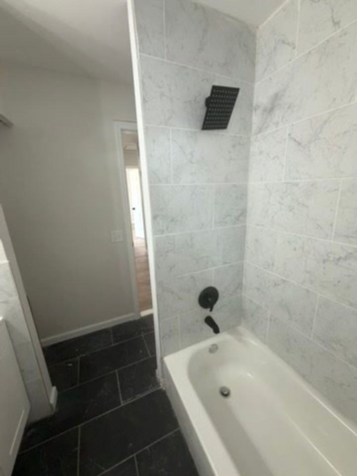 801 Cedar St - Photo 7 of 11