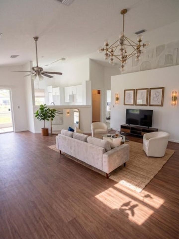 4080 Sea Grape Cir - Photo 2 of 15