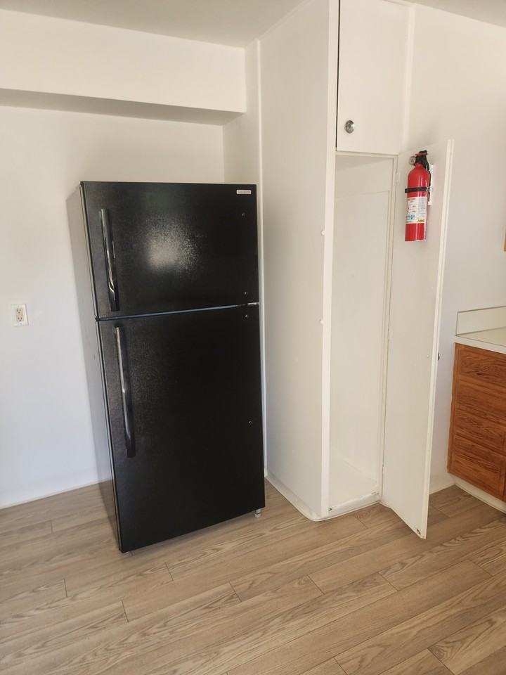 1047 Northeast 162nd Avenue #1047 - Photo 4 of 15