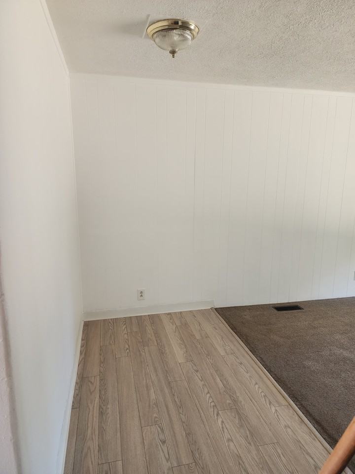 1047 Northeast 162nd Avenue #1047 - Photo 7 of 15
