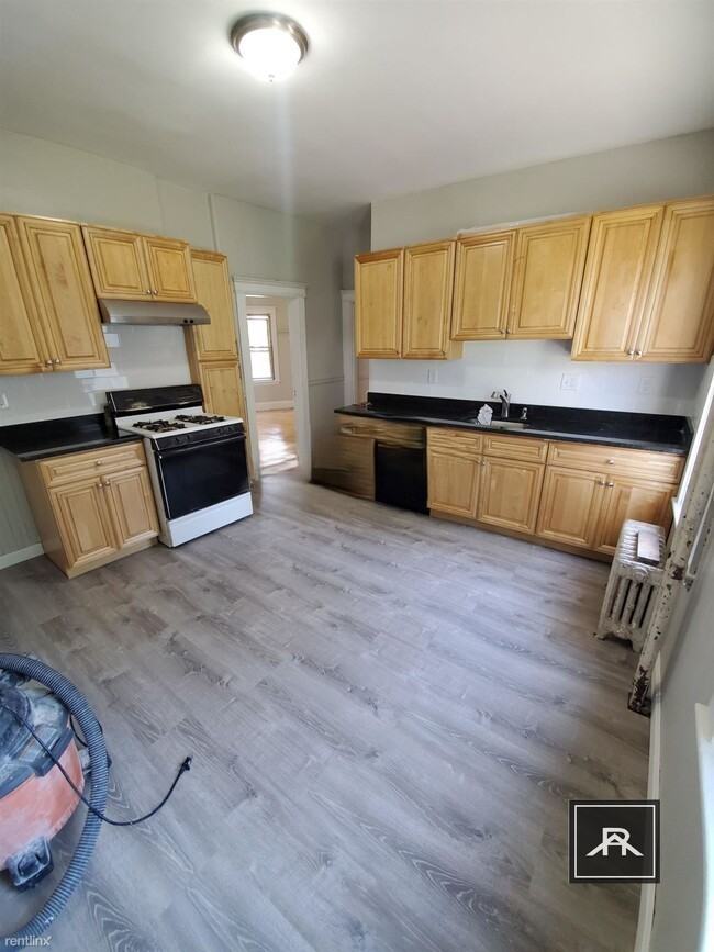 19 Arden St #1