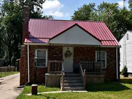 featured image of 1530 Oak Knoll Ave Se