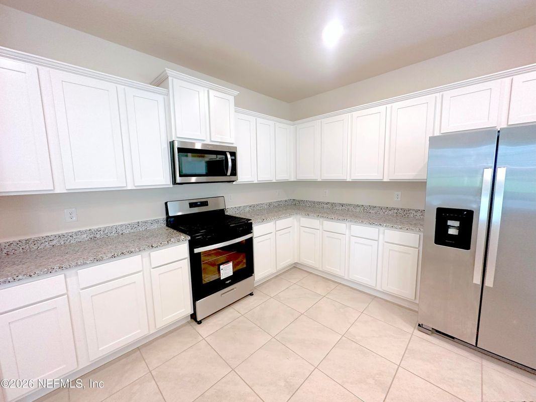 556 Coastline Way - Photo 5 of 23